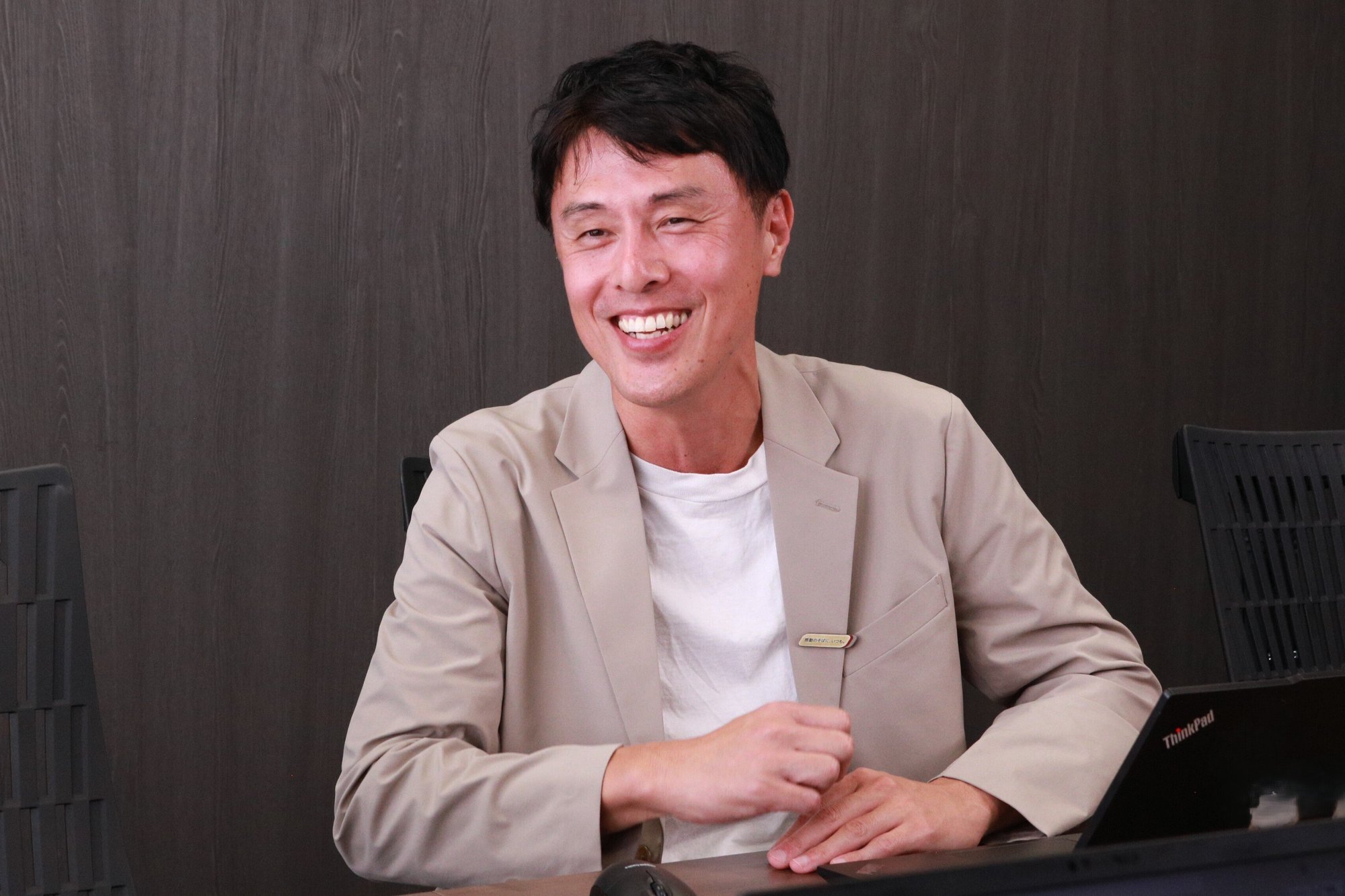 JTBビジネスイノベーターズの江上様が、金融・決済領域の新規事業を一気通貫で立ち上げた経緯を語る様子
